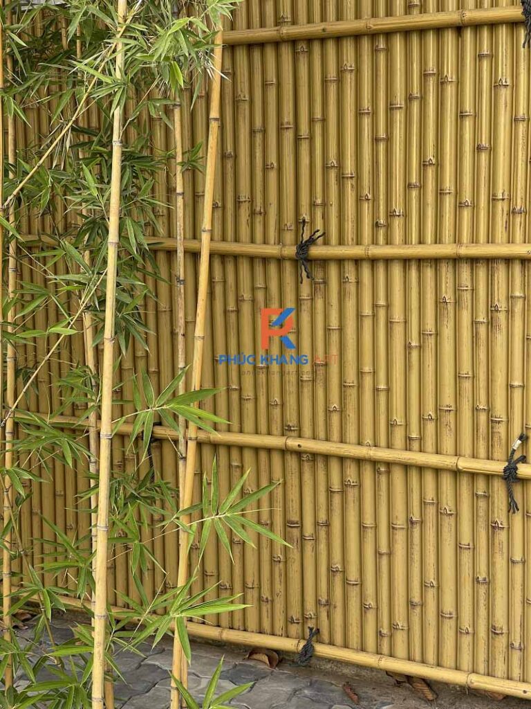 Tường rào tre nhựa ABS dùng ngoài trời, chống mối mọt và bền đẹp