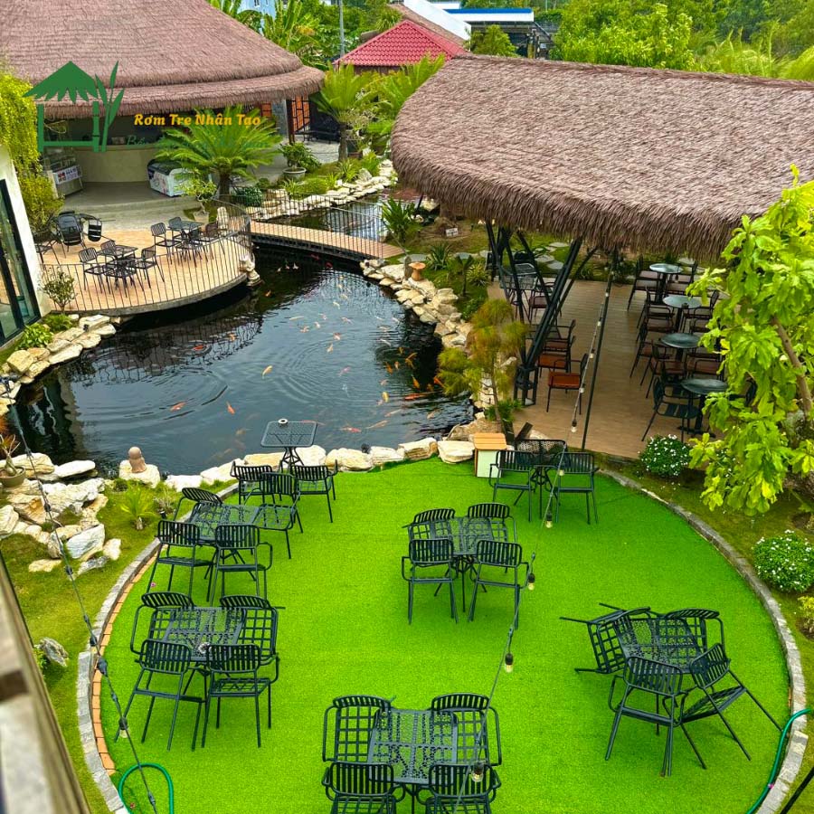 5 Lý Do Nhiều Resort Ở Lạng Sơn Chuyển Từ Rơm Thật Sang Rơm Nhân Tạo 9 Rơm được sản xuất từ nhựa nguyên sinh HDPE - bảo vệ môi trường