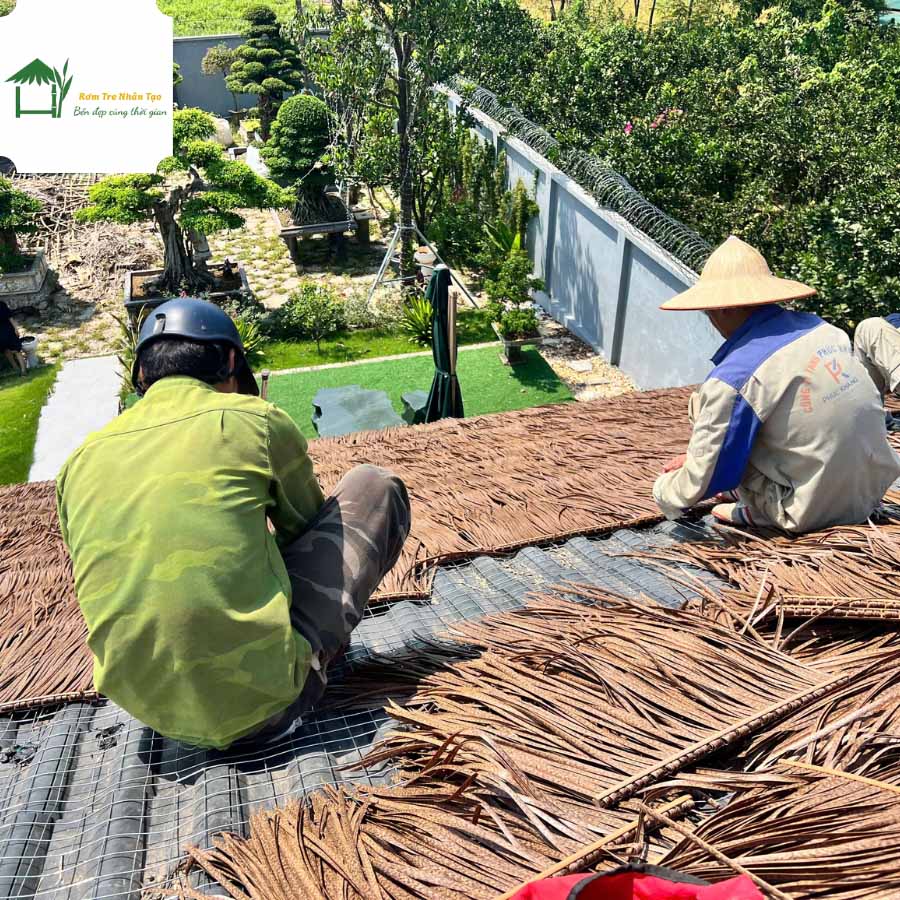 Thi công trên mái phụ đảm bảo tiết kiệm chi phí nhân công
