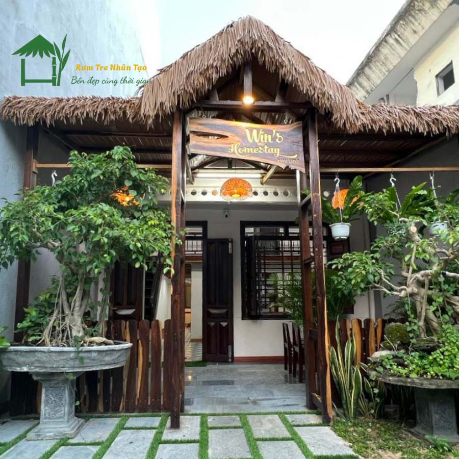 Mái rơm nhân tạo lợp cổng cho nhà hàng