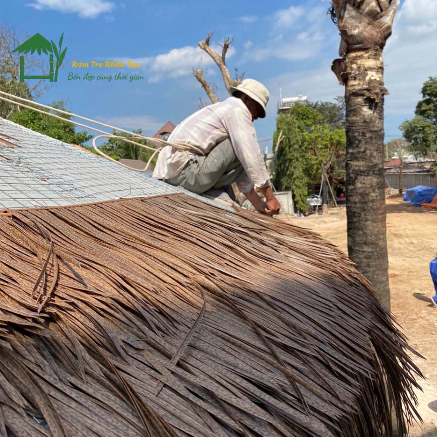 Thi công rơm nhân tạo vô cùng đơn giản