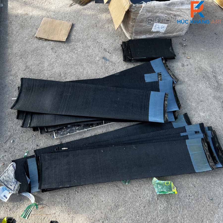 Màn chống thấm auto tak trong thi công rơm nhân tạo
