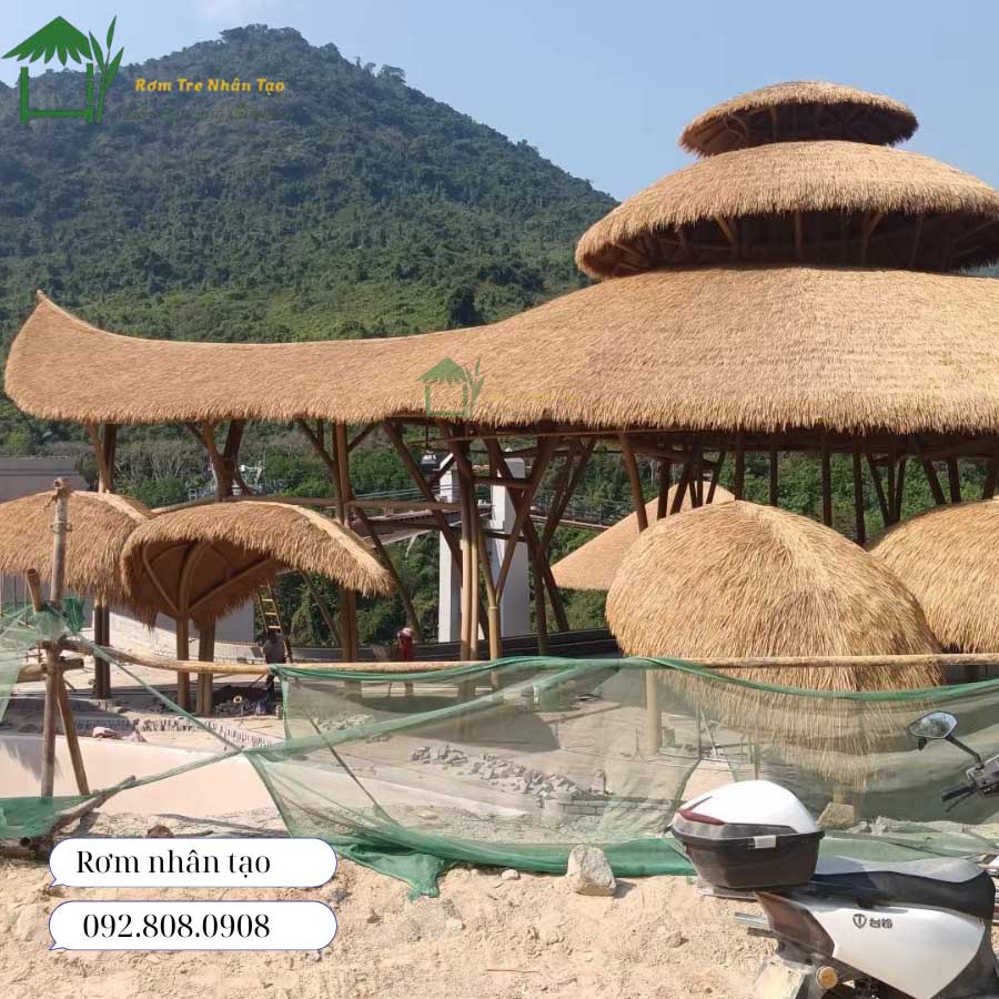 Mái vòm lợp rơm cho các khu sinh thái