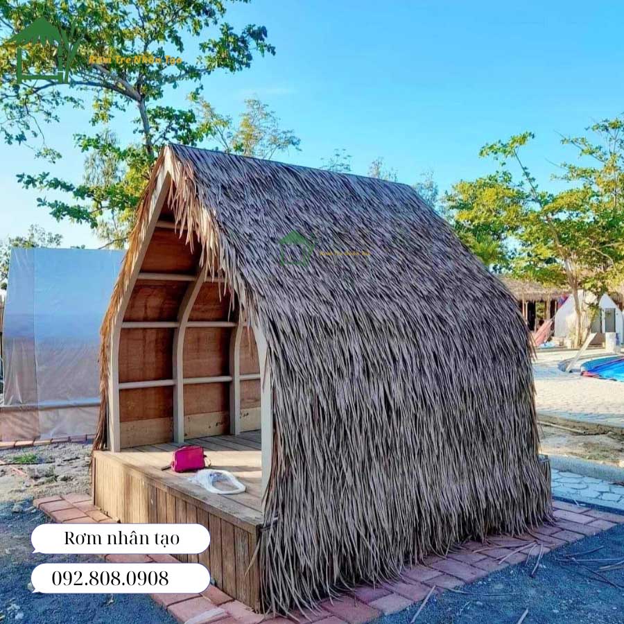 Chòi rơm nhân tạo cho khu nghỉ ven biển