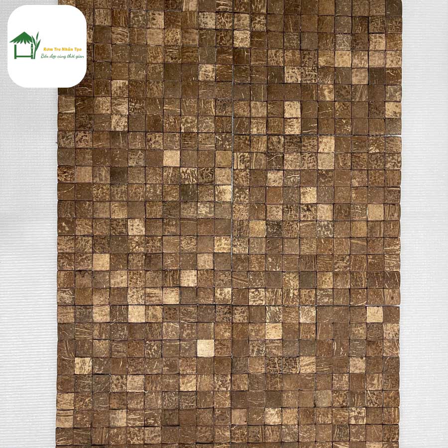 Tấm gạch decor ghép từ gỗ dừa, tạo bề mặt ấm áp và sang trọng cho không gian.