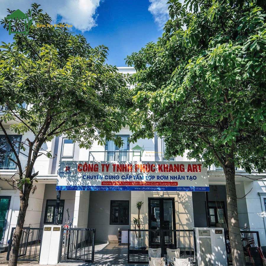 Biển hiệu công ty TNHH Rơm tre nhân tạo Việt Nam chuyên cung cấp rơm nhân tạo, tre nhân tạo