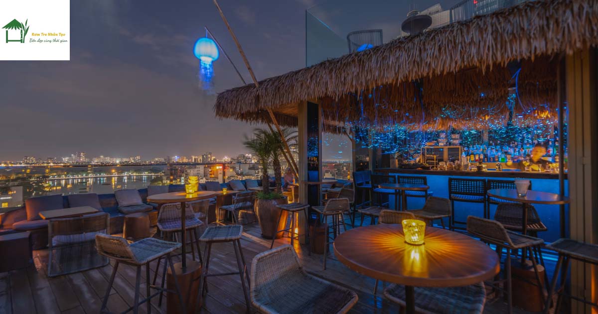 Ba Dinh Rooftop mang phong cách độc đáo với rơm nhân tạo